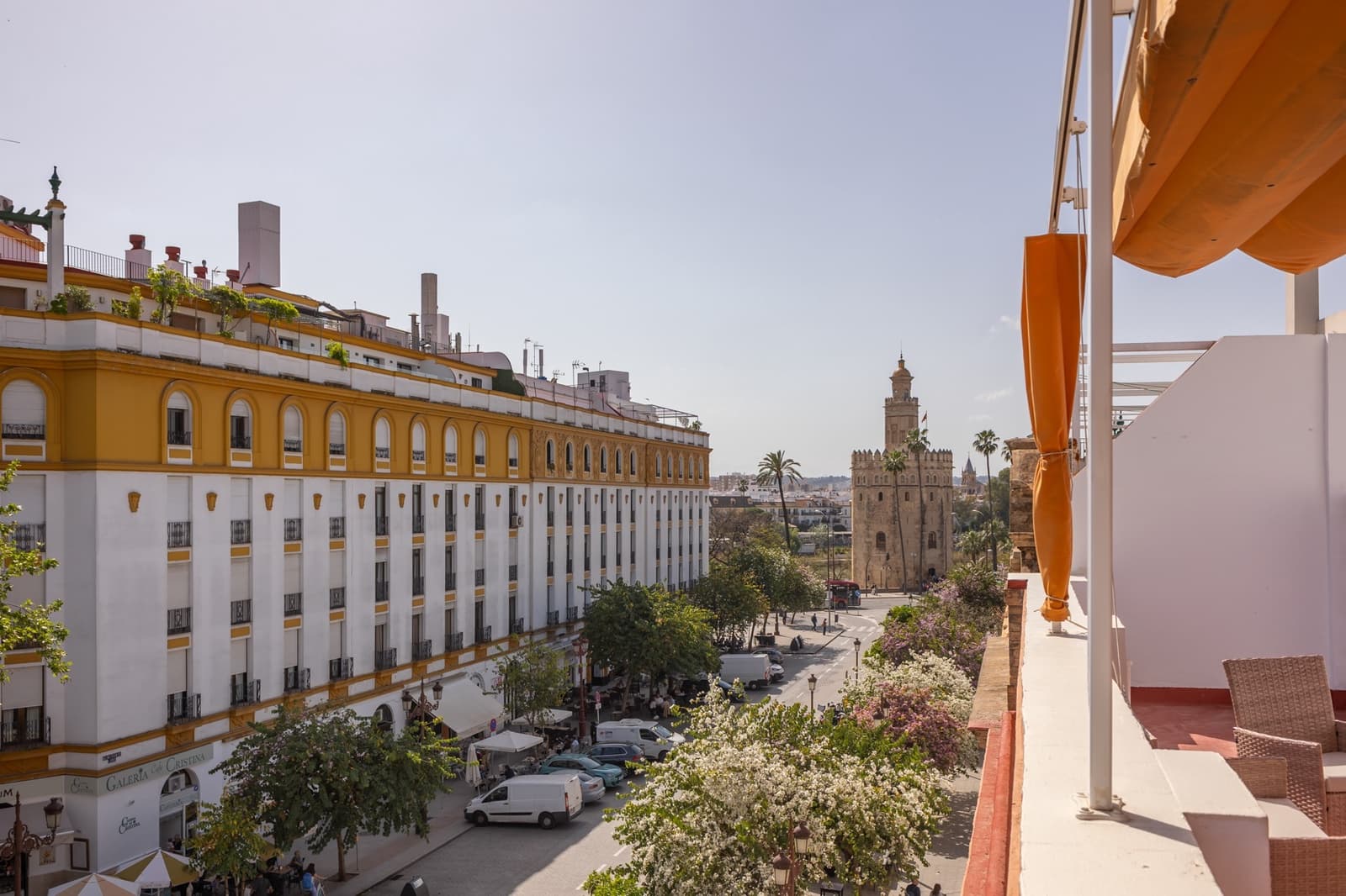 1 soveværelse Lejlighed til leje i Sevilla by - € 1.590 (Ref: 10100602)