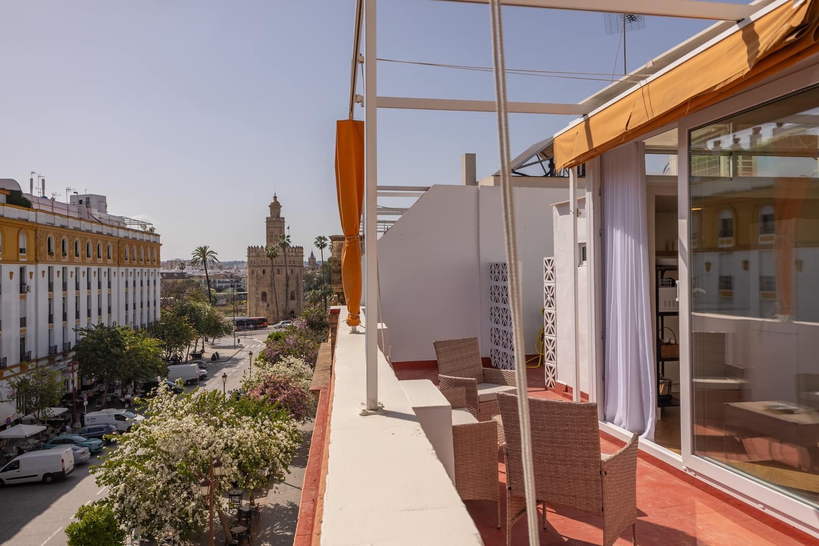 1 soveværelse Lejlighed til leje i Sevilla by - € 1.590 (Ref: 10100602)