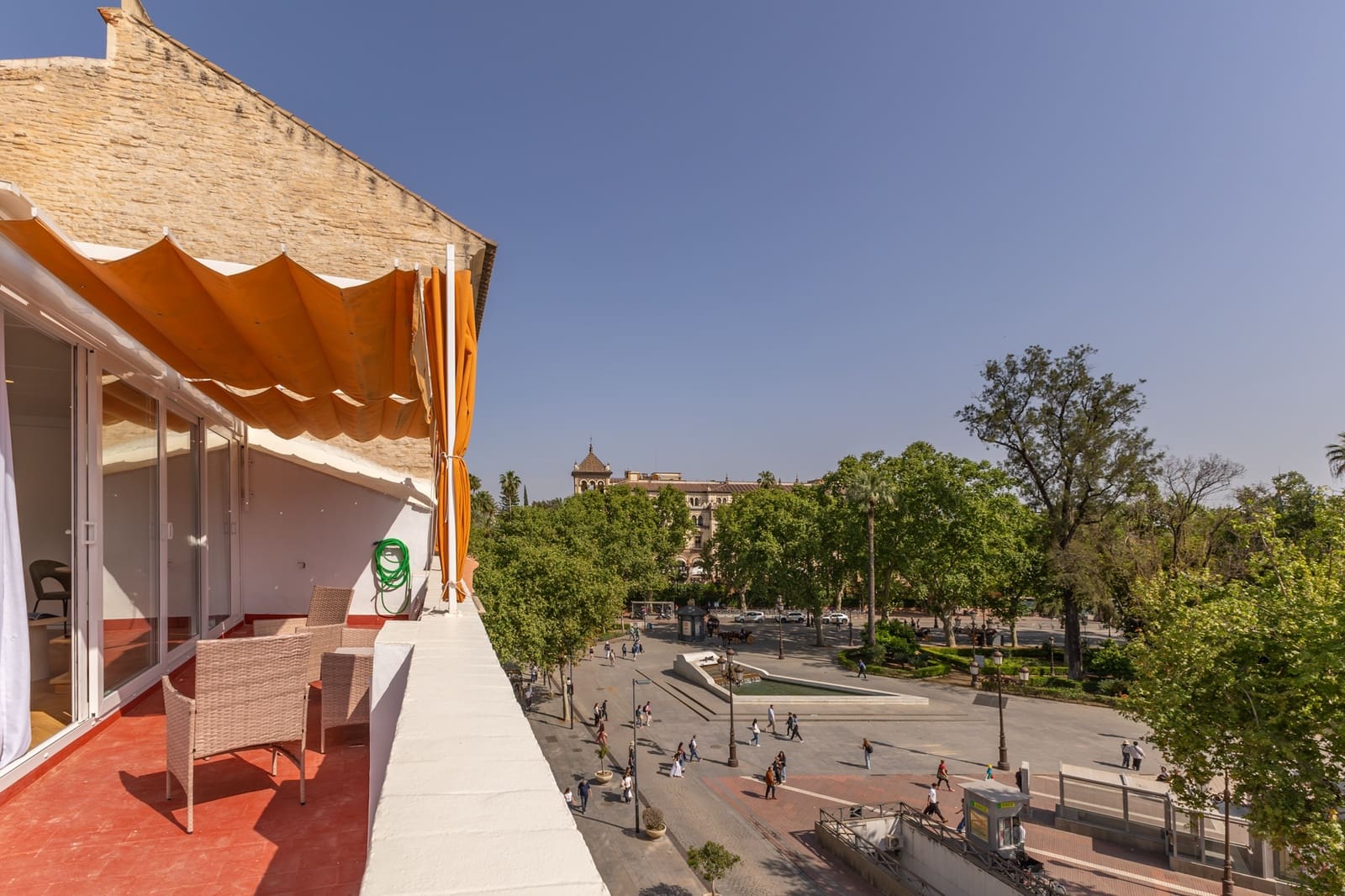 1 soveværelse Lejlighed til leje i Sevilla by - € 1.590 (Ref: 10100602)