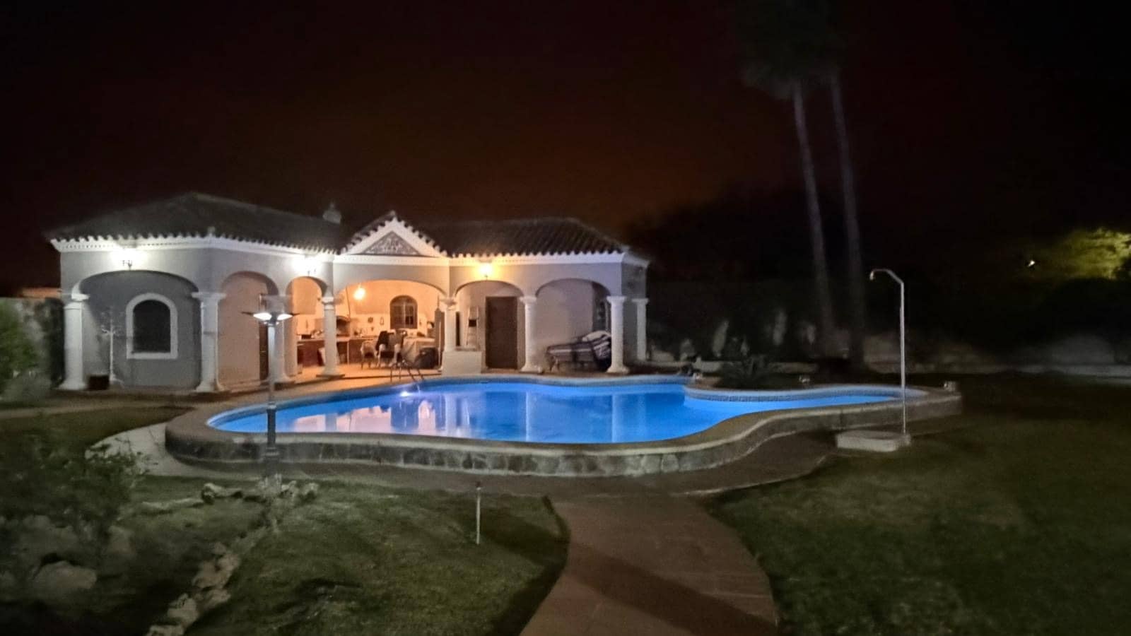 5 sovrum Lägenhet till salu i Arcos de la Frontera med pool - 1 000 000 € (Ref: 10147480)