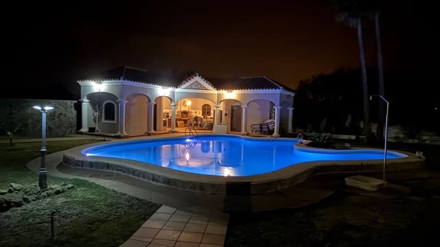 5 sovrum Lägenhet till salu i Arcos de la Frontera med pool - 1 000 000 € (Ref: 10147480)