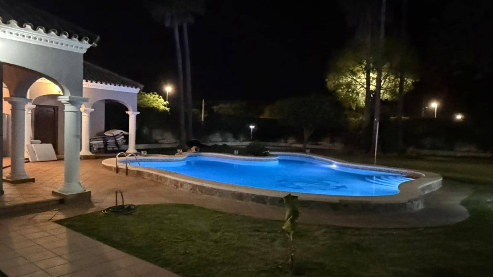 5 sovrum Lägenhet till salu i Arcos de la Frontera med pool - 1 000 000 € (Ref: 10147480)