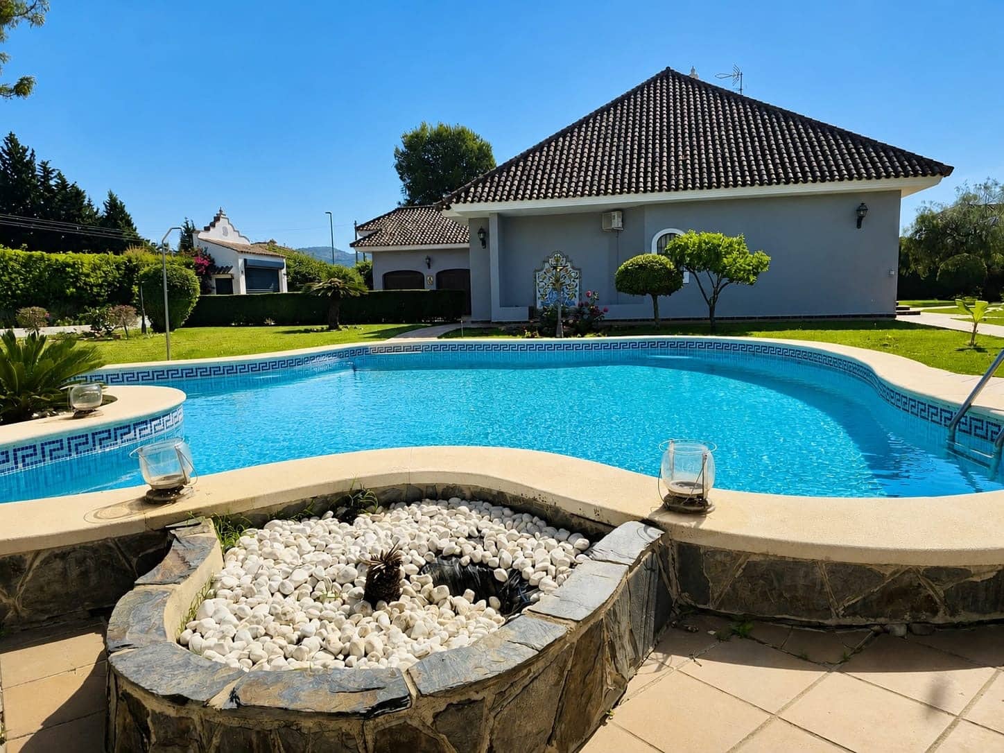5 sovrum Lägenhet till salu i Arcos de la Frontera med pool - 1 000 000 € (Ref: 10147480)