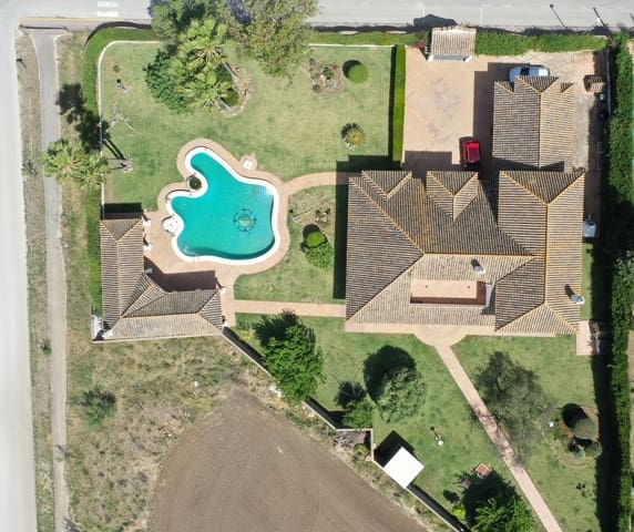 5 sovrum Lägenhet till salu i Arcos de la Frontera med pool - 1 000 000 € (Ref: 10147480)