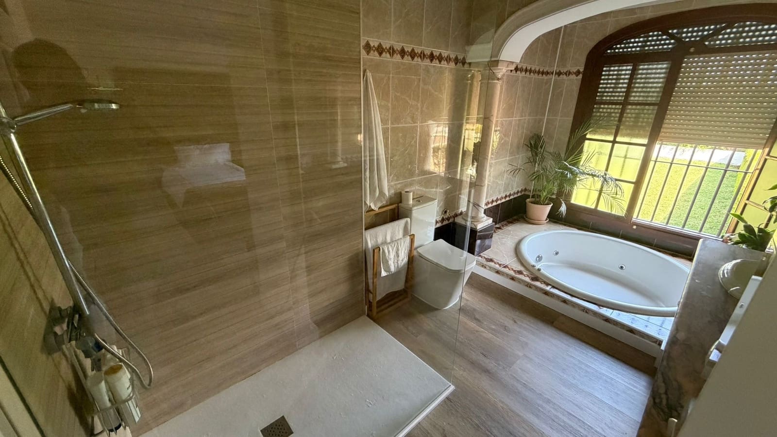 5 sovrum Lägenhet till salu i Arcos de la Frontera med pool - 1 000 000 € (Ref: 10147480)