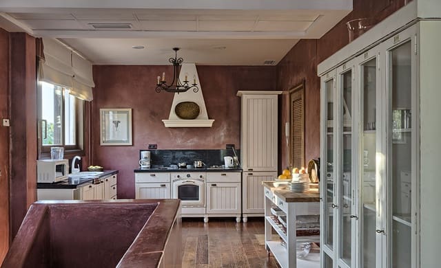 5 soveværelse Villa til salg i Benalup med swimmingpool garage - € 695.000 (Ref: 9282545)