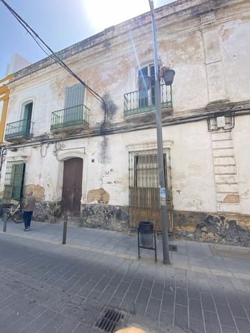 Chalet de 6 habitaciones en Sanlúcar de Barrameda en venta - 350.000 € (Ref: 9282546)