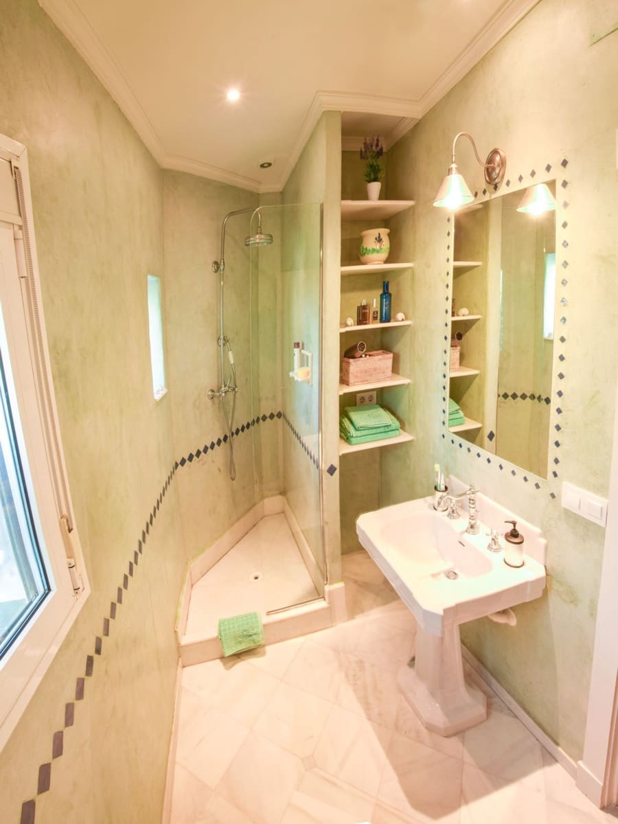 5 makuuhuone Huvila myytävänä paikassa El Puerto de Santa Maria mukana uima-altaan 
autotalli - 875 000 € (Ref: 9282548)