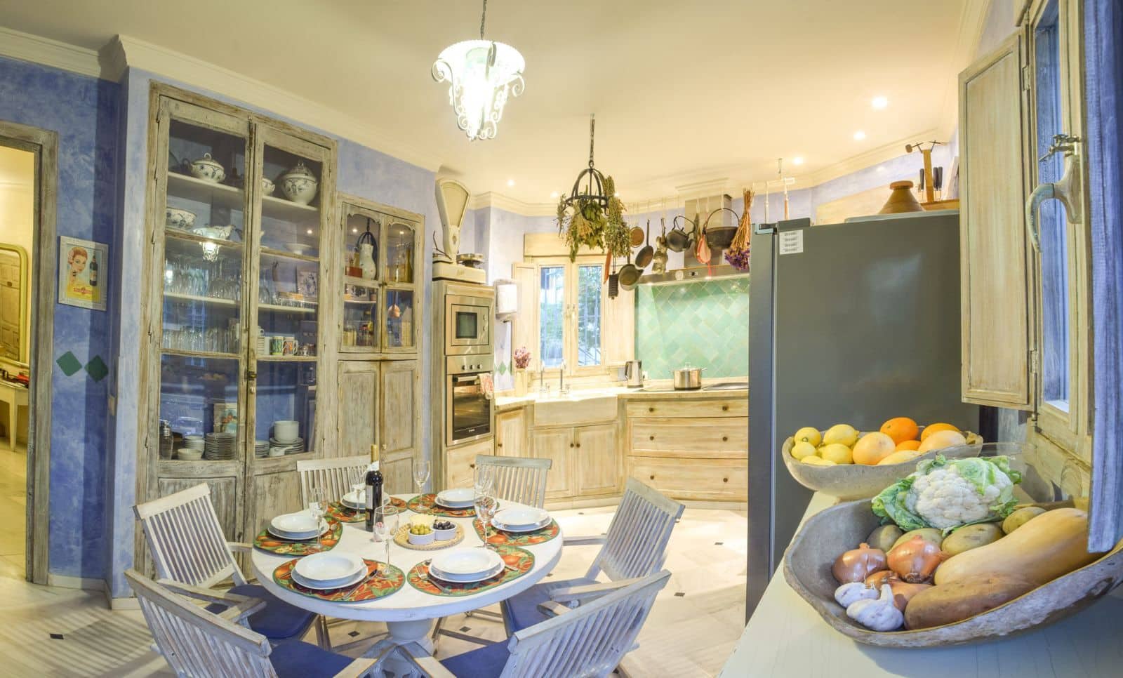 5 makuuhuone Huvila myytävänä paikassa El Puerto de Santa Maria mukana uima-altaan 
autotalli - 875 000 € (Ref: 9282548)