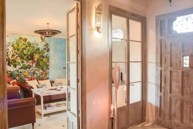 5 soverom Villa til salgs i El Puerto de Santa María med svømmebasseng garasje - € 875 000 (Ref: 9282548)