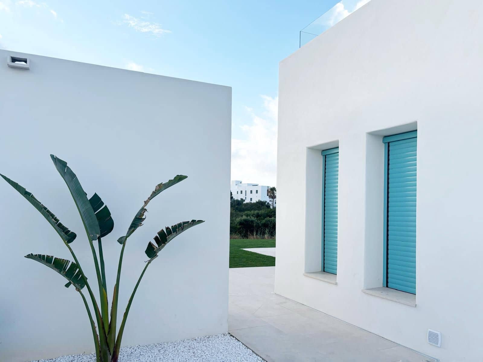 4 sypialnia Willa na sprzedaż w Conil de la Frontera z basenem - 1 100 000 € (Ref: 9282675)