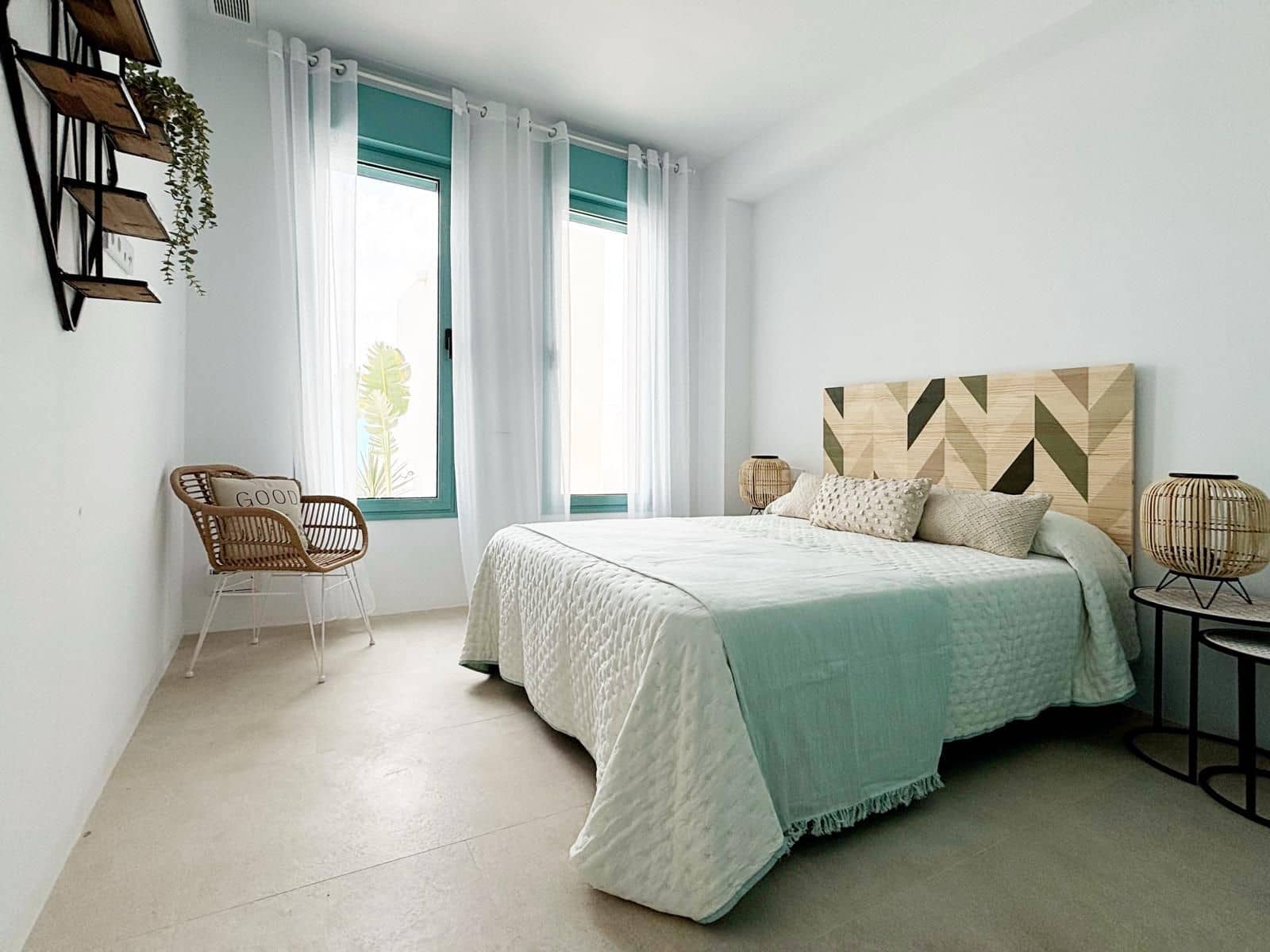 4 sypialnia Willa na sprzedaż w Conil de la Frontera z basenem - 1 100 000 € (Ref: 9282675)