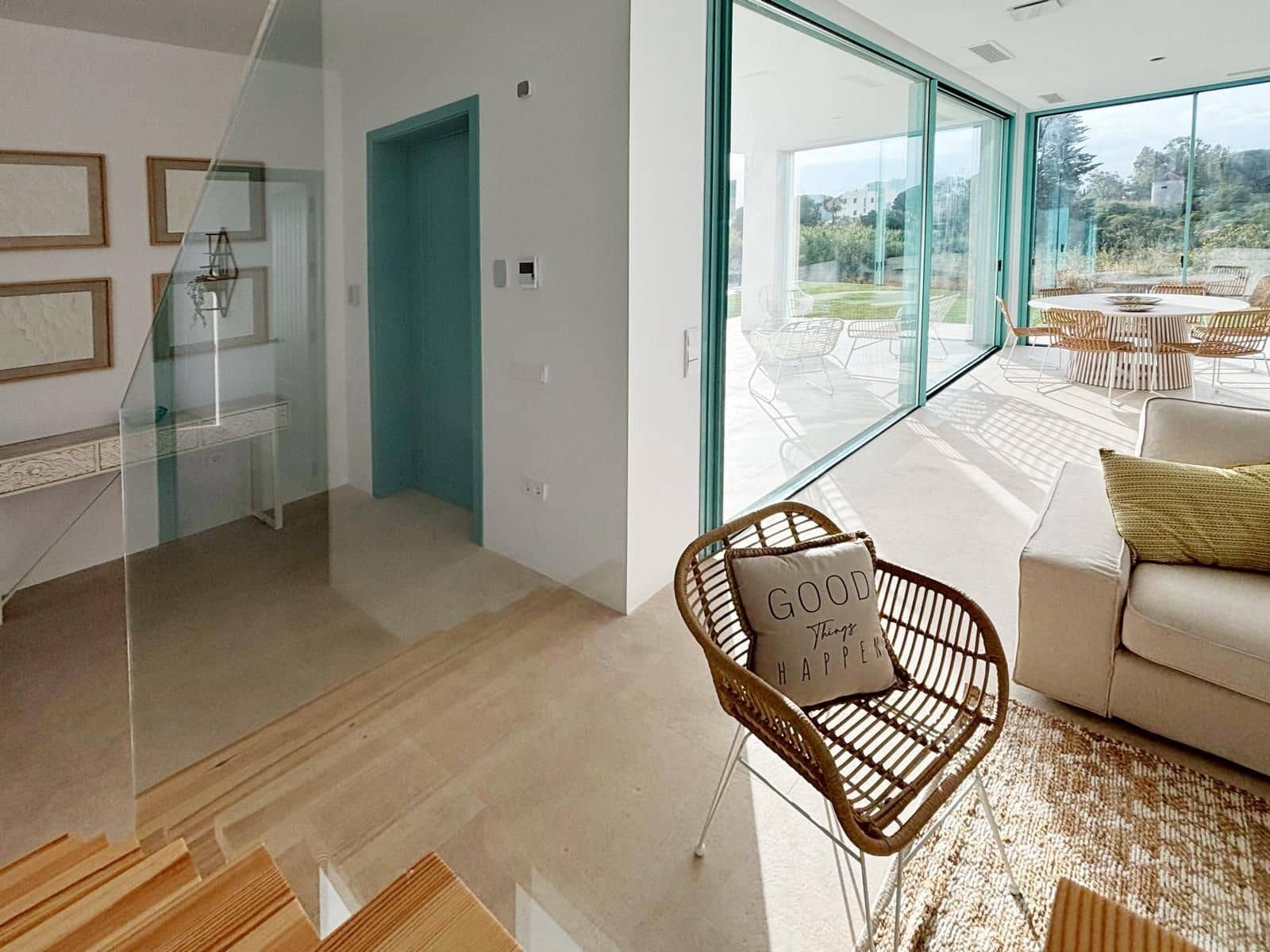 4 sypialnia Willa na sprzedaż w Conil de la Frontera z basenem - 1 100 000 € (Ref: 9282675)