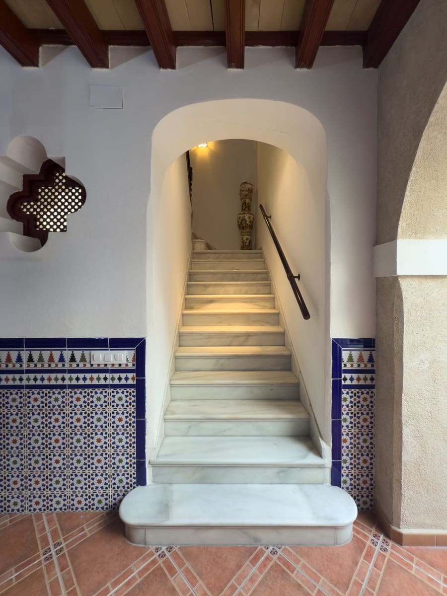 6 bedroom Villa for sale in El Puerto de Santa Maria - € 795,000 (Ref: 9282681)