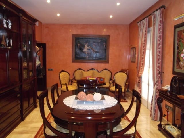 4 makuuhuone Huoneisto myytävänä paikassa San Fernando - 750 000 € (Ref: 9282683)
