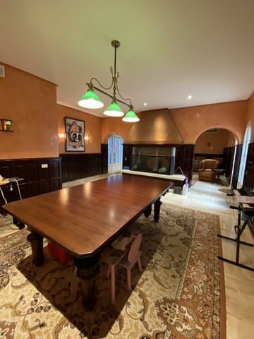 4 makuuhuone Huoneisto myytävänä paikassa San Fernando - 750 000 € (Ref: 9282683)
