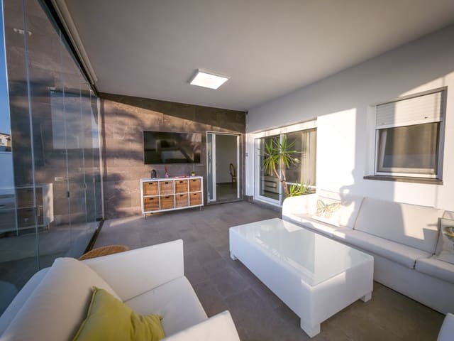 3 soveværelse Villa til salg i Chiclana de la Frontera med swimmingpool - € 390.000 (Ref: 9311984)