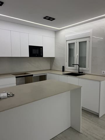 2 sypialnia Willa na sprzedaż w Chiclana de la Frontera z basenem - 220 000 € (Ref: 9436607)