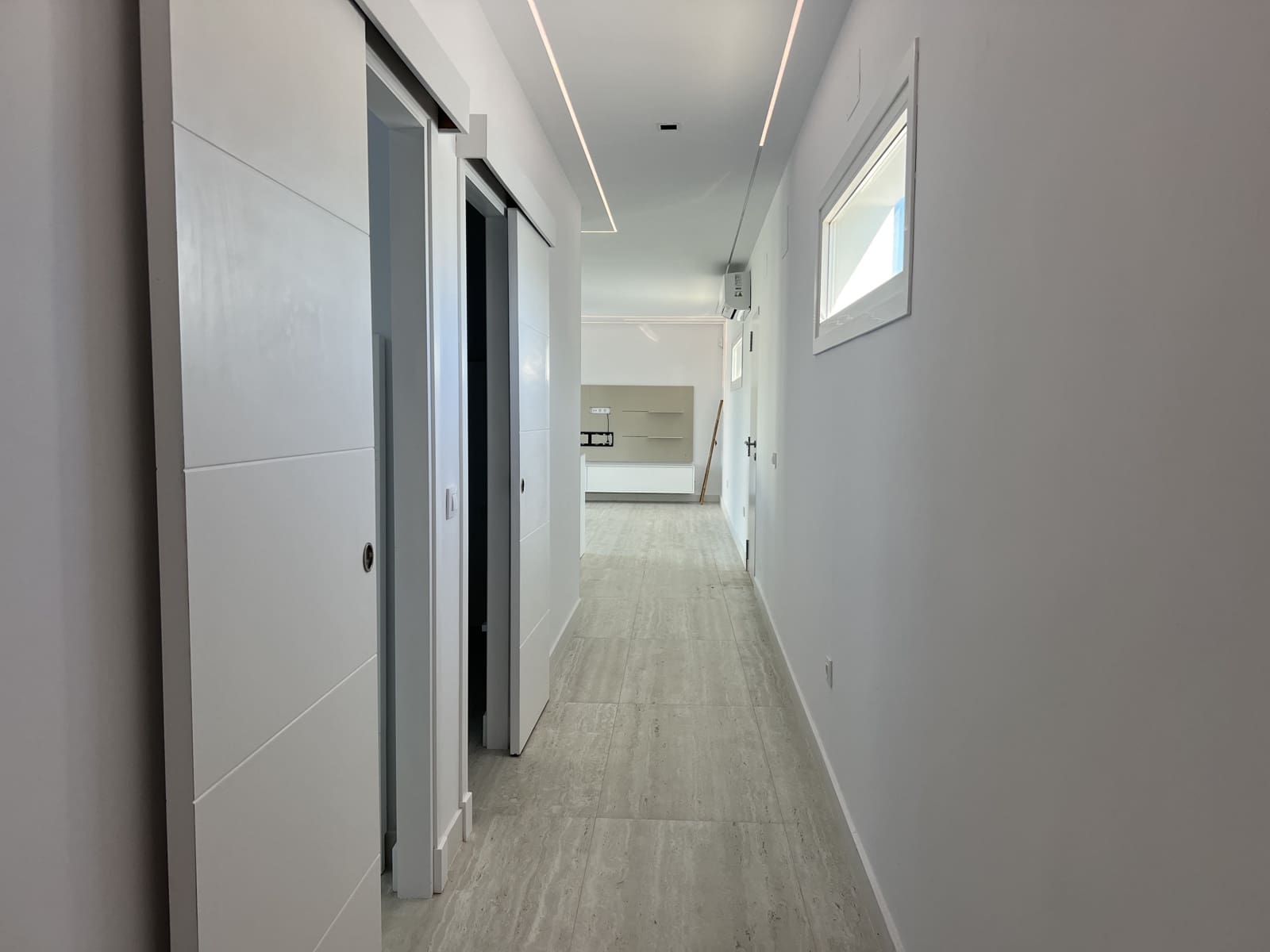 2 soveværelse Villa til salg i Chiclana de la Frontera med swimmingpool - € 220.000 (Ref: 9436607)