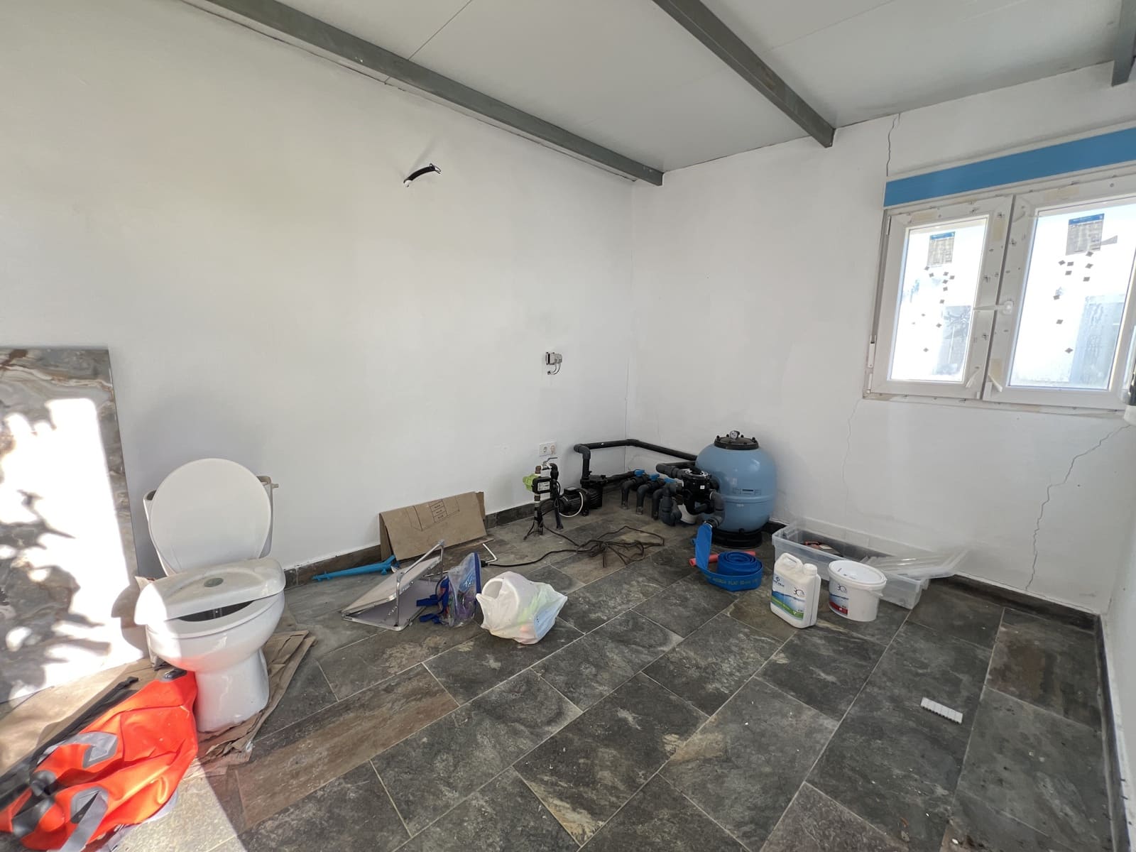 2 soveværelse Villa til salg i Chiclana de la Frontera med swimmingpool - € 220.000 (Ref: 9436607)