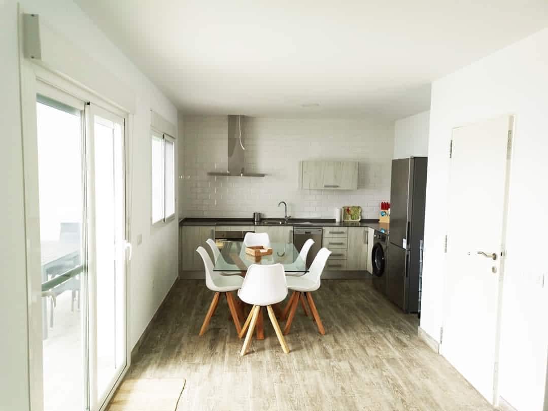 2 slaapkamer Villa te koop in Chiclana de la Frontera met zwembad - € 320.000 (Ref: 9436608)