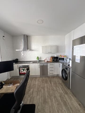 2 slaapkamer Villa te koop in Chiclana de la Frontera met zwembad - € 320.000 (Ref: 9436608)