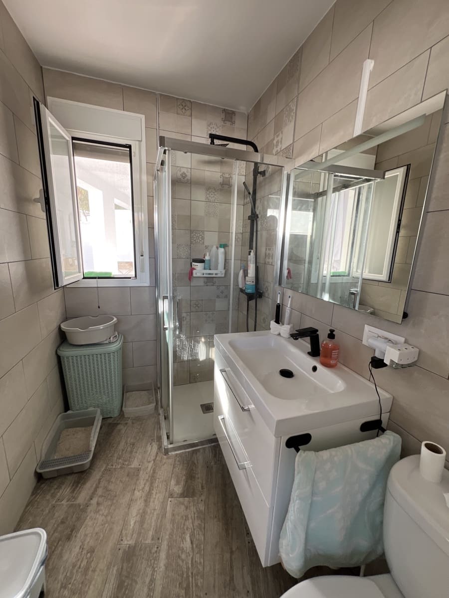 2 slaapkamer Villa te koop in Chiclana de la Frontera met zwembad - € 320.000 (Ref: 9436608)