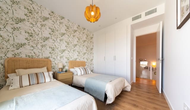 5 quarto Apartamento para venda em Dos Hermanas com garagem - 680 000 € (Ref: 9467912)