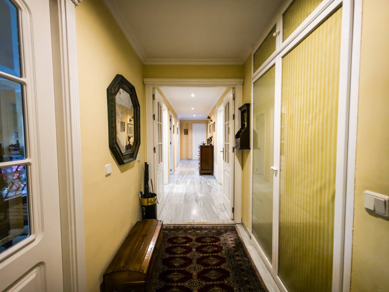 4 soveværelse Lejlighed til salg i Sevilla by med swimmingpool garage - € 900.000 (Ref: 9569271)