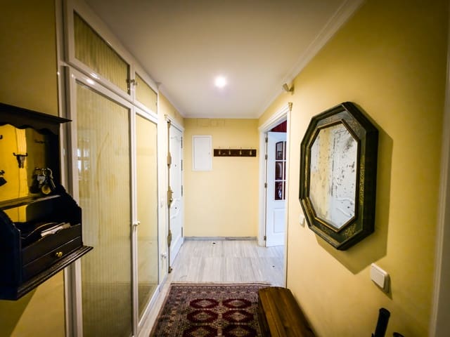 4 soveværelse Lejlighed til salg i Casco Antiguo, Sevilla by med swimmingpool garage - € 900.000 (Ref: 9569271)