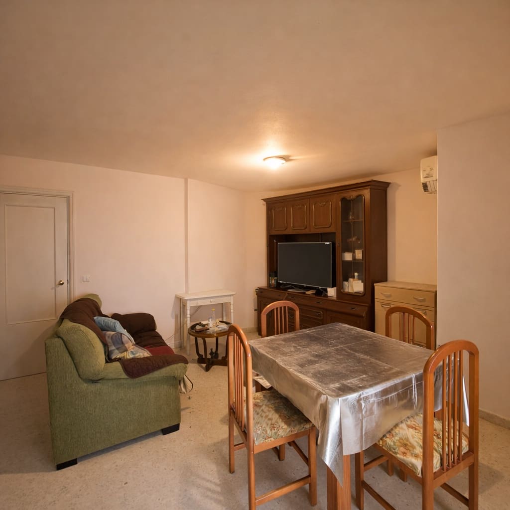 4 bedroom Apartment for sale in Jerez de la Frontera - € 125,000 (Ref: 9751479)