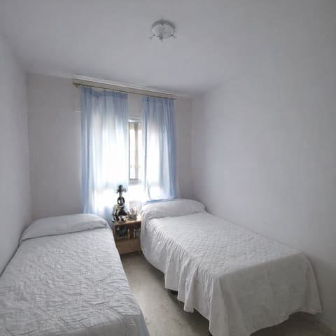 4 slaapkamer Appartement te koop in Jerez de la Frontera - € 125.000 (Ref: 9751479)