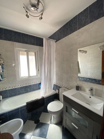 3 sypialnia Willa na sprzedaż w Chiclana de la Frontera z basenem - 380 000 € (Ref: 9832920)