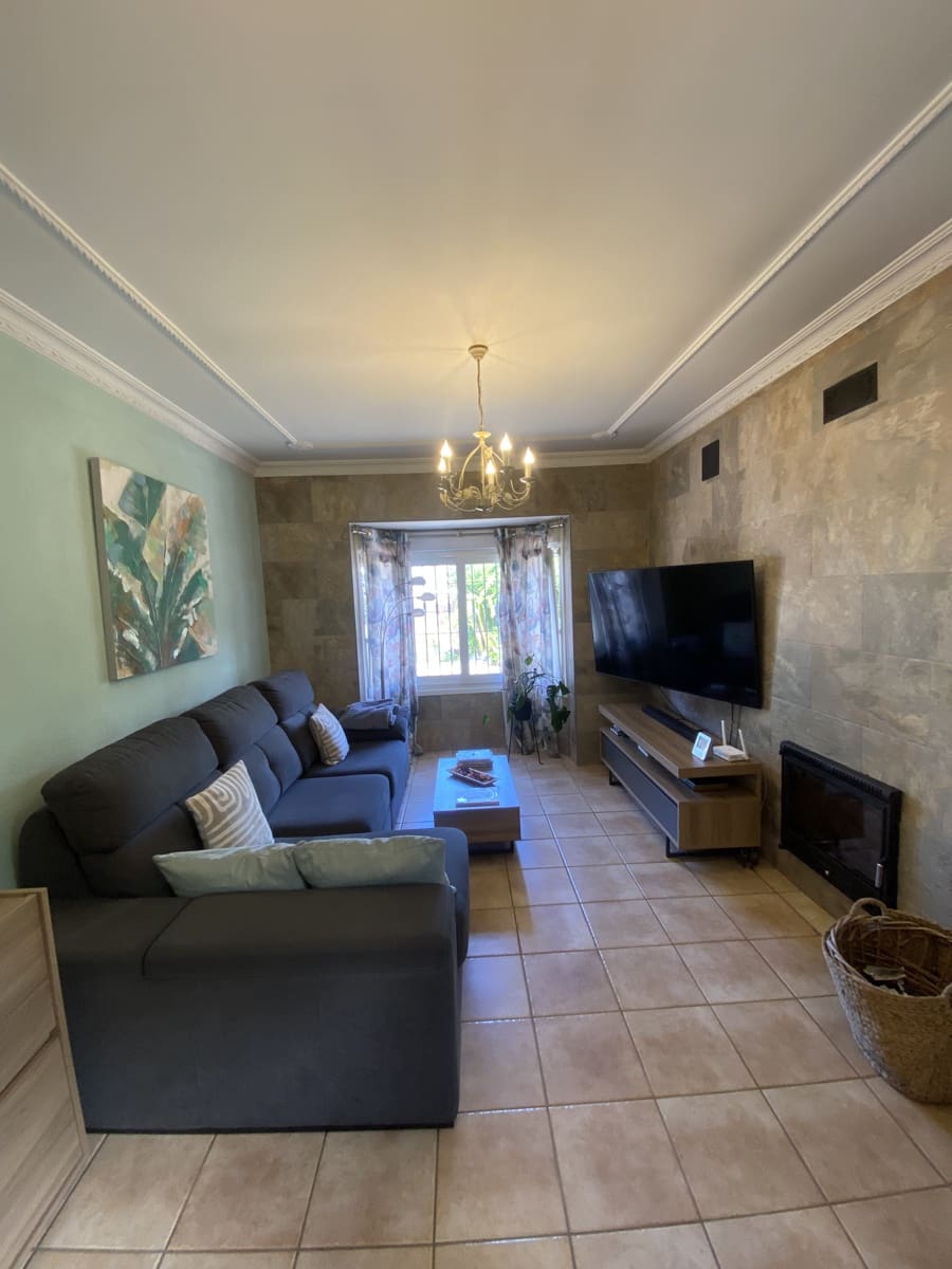 3 soverom Villa til salgs i Chiclana de la Frontera med svømmebasseng - € 380 000 (Ref: 9832920)
