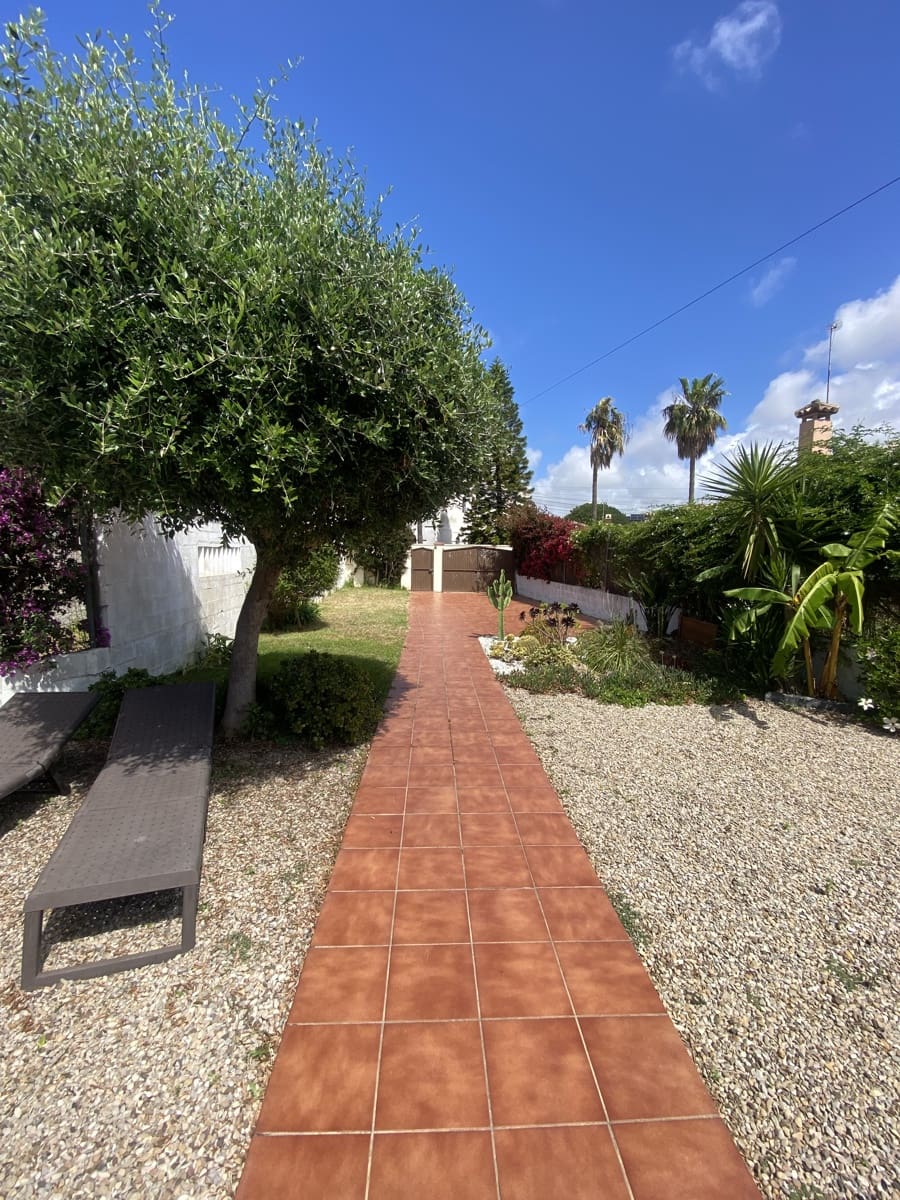 3 soverom Villa til salgs i Chiclana de la Frontera med svømmebasseng - € 380 000 (Ref: 9832920)