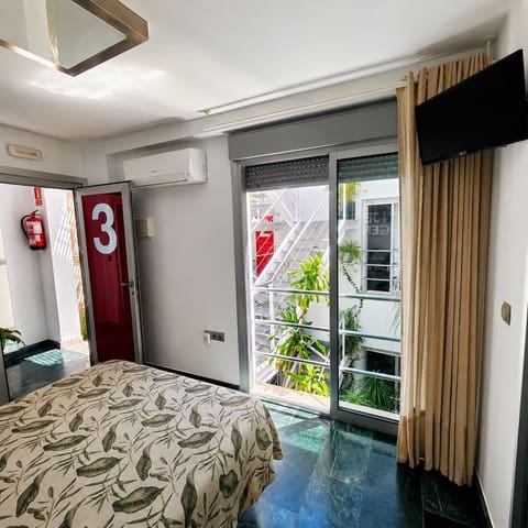 6 sypialnia Willa na sprzedaż w Rota - 1 200 000 € (Ref: 9841325)