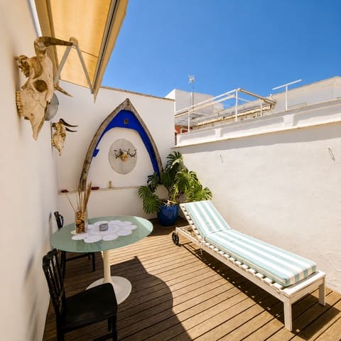 6 bedroom Villa for sale in Rota - € 1,200,000 (Ref: 9841325)