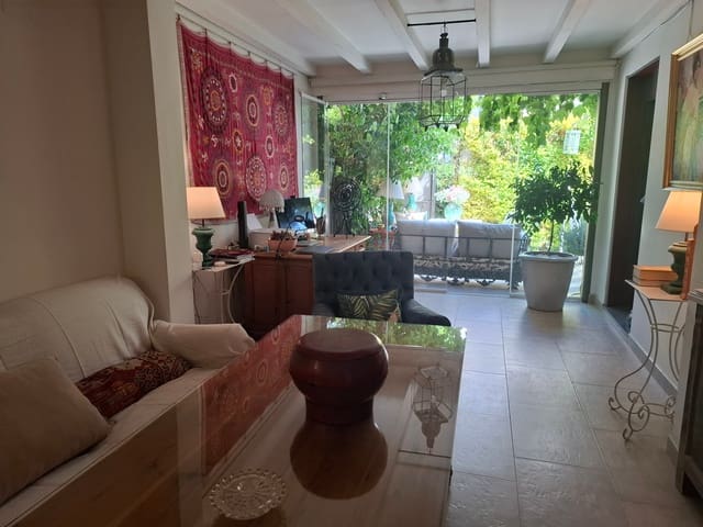5 bedroom Townhouse for sale in Jerez de la Frontera with pool - € 525,000 (Ref: 9935051)