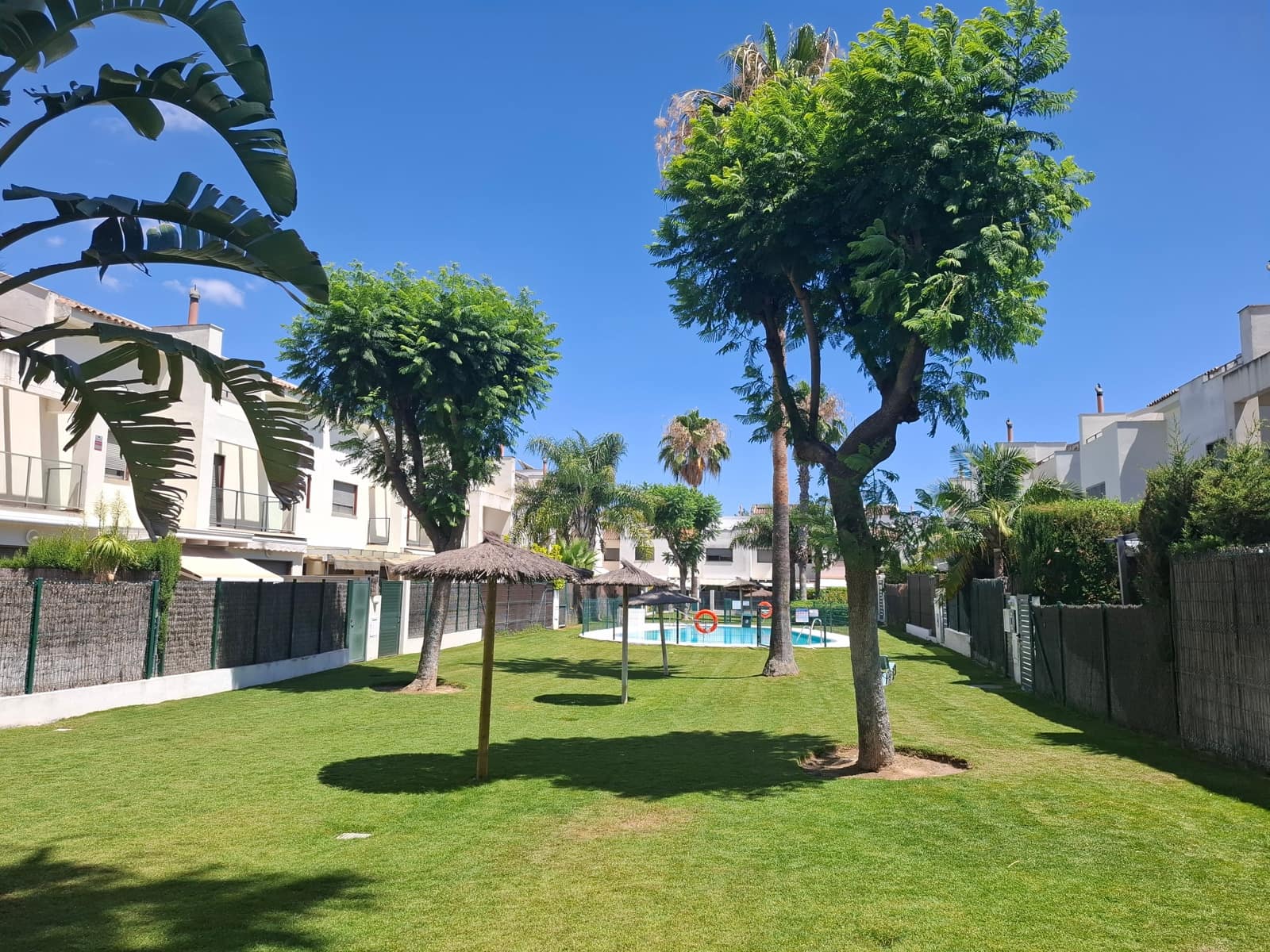 5 bedroom Townhouse for sale in Jerez de la Frontera with pool - € 525,000 (Ref: 9935051)