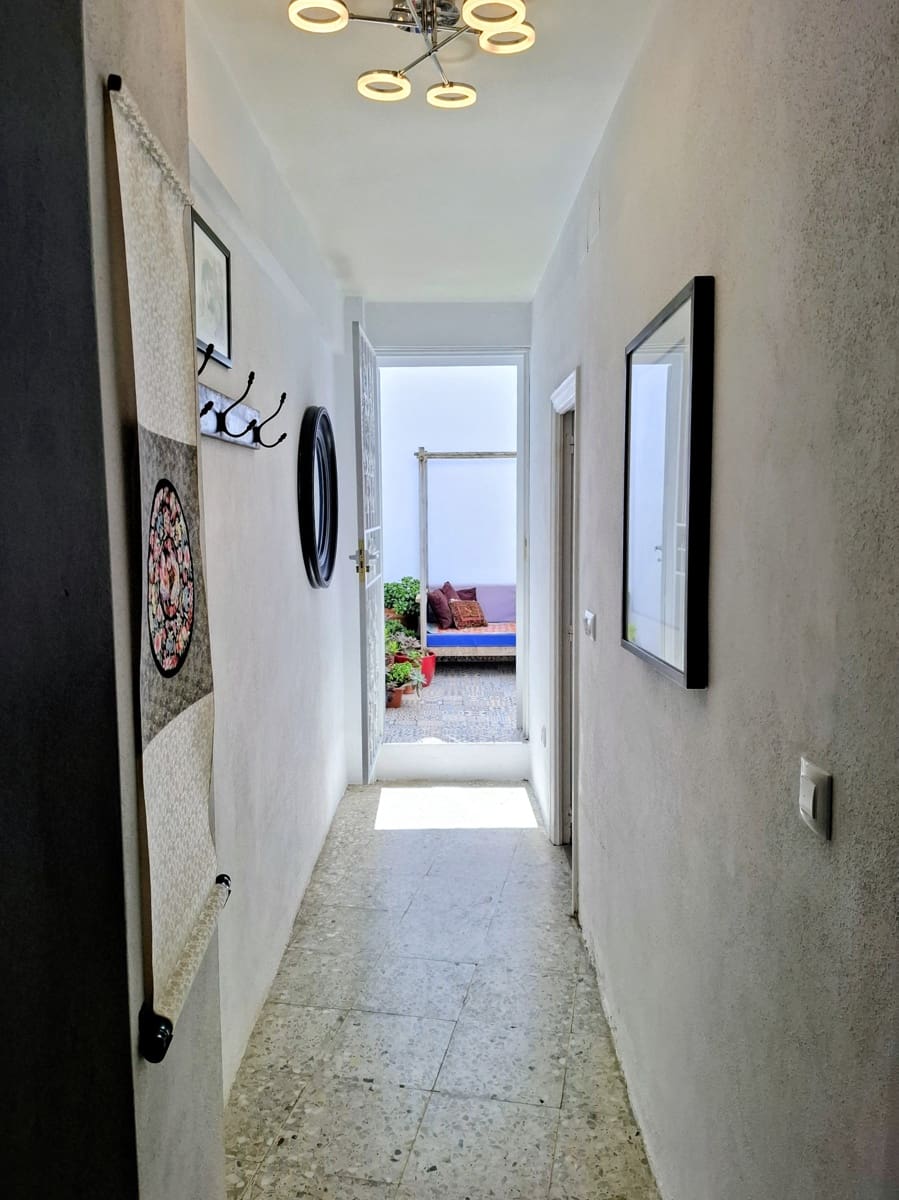 4 slaapkamer Villa te koop in Medina-Sidonia met garage - € 270.000 (Ref: 9936720)