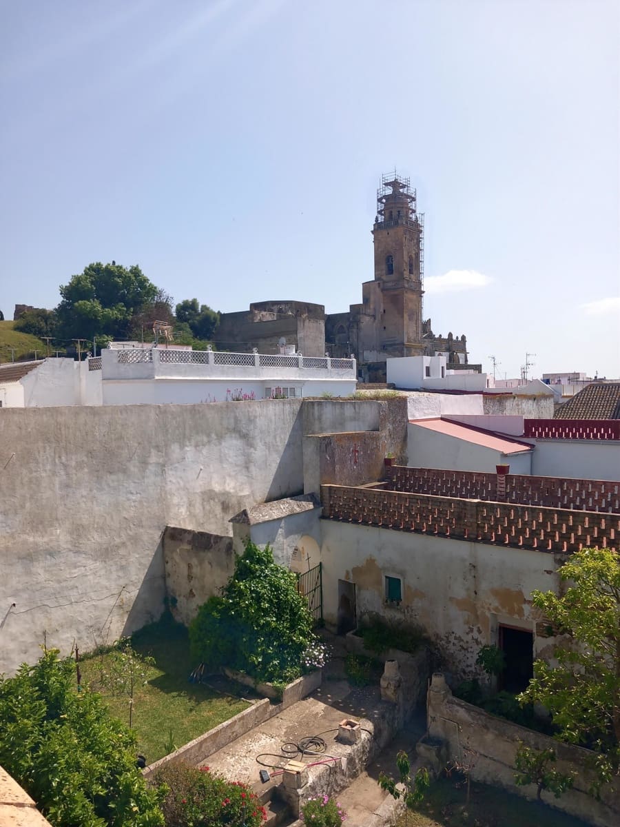 4 slaapkamer Villa te koop in Medina-Sidonia met garage - € 270.000 (Ref: 9936720)