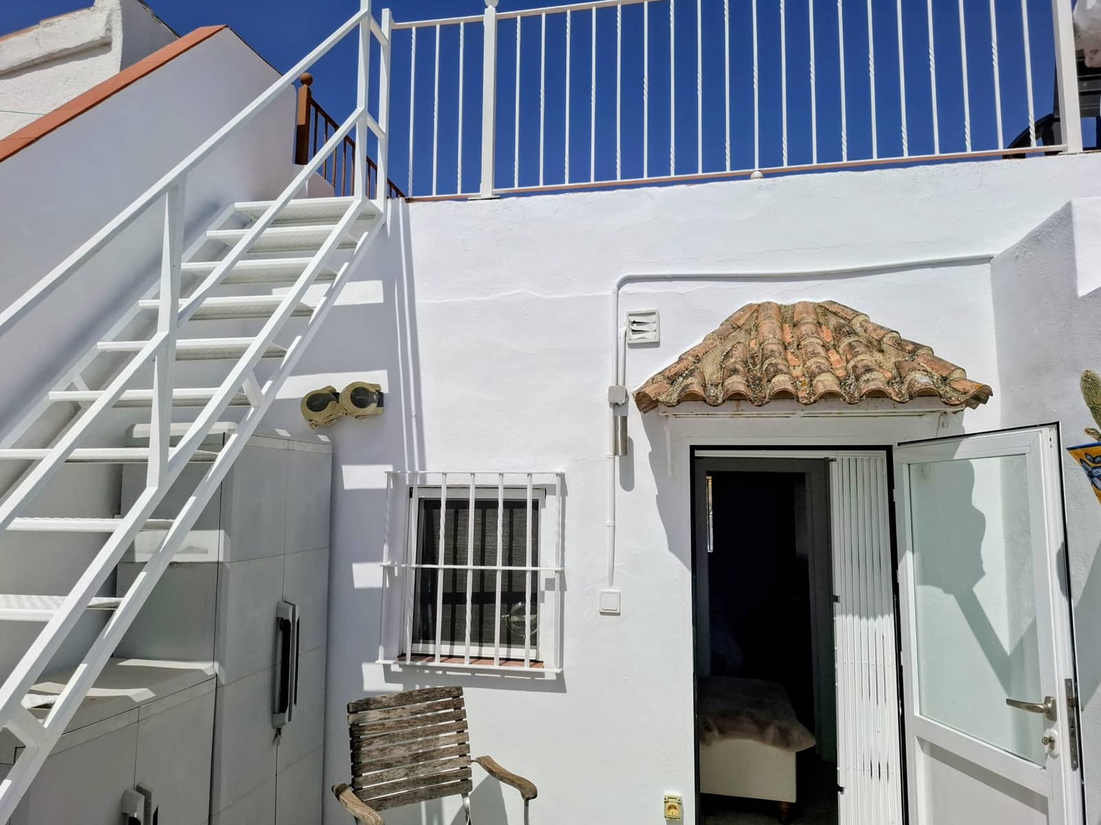 4 slaapkamer Villa te koop in Medina-Sidonia met garage - € 270.000 (Ref: 9936720)