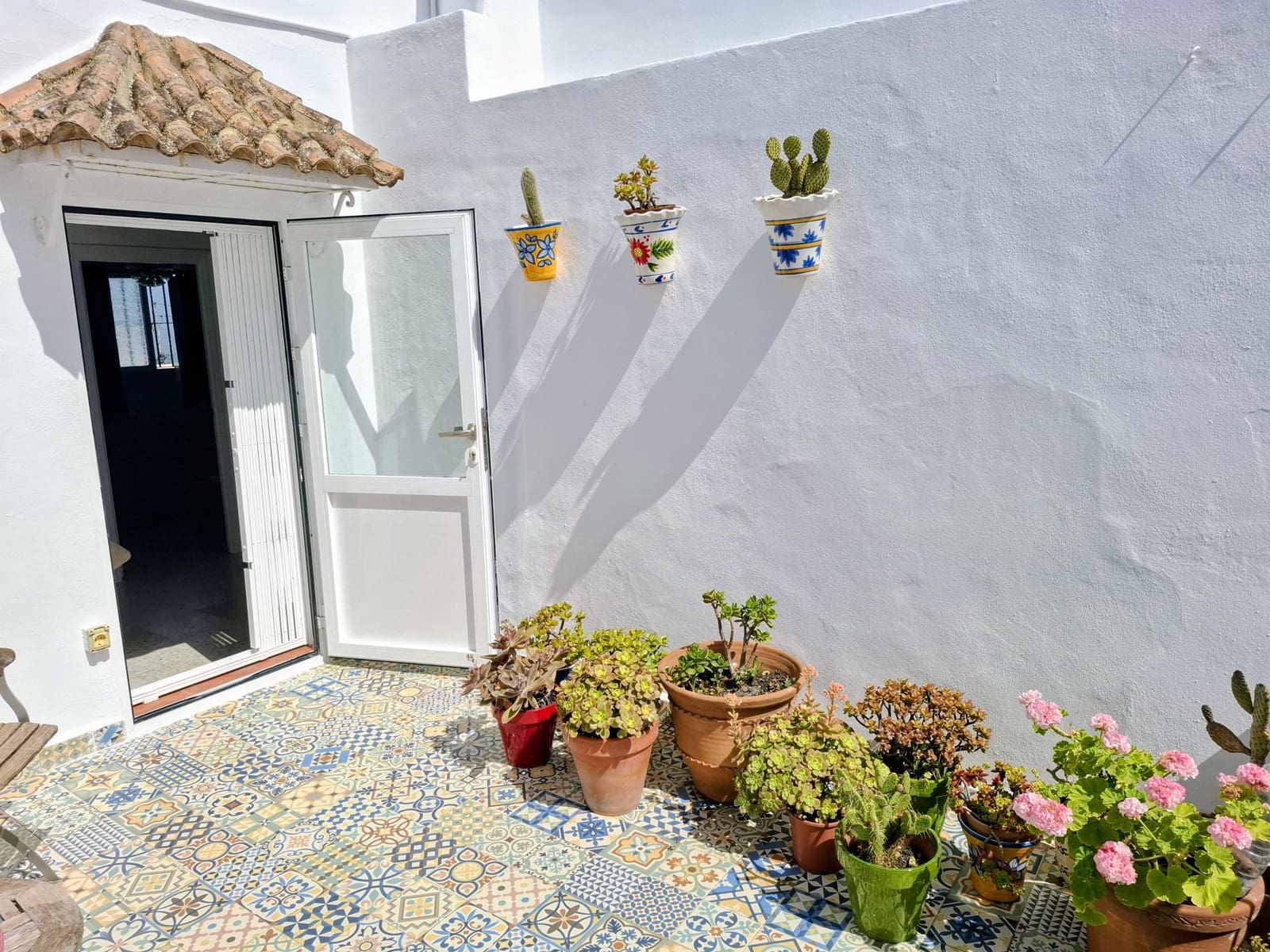 4 slaapkamer Villa te koop in Medina-Sidonia met garage - € 270.000 (Ref: 9936720)