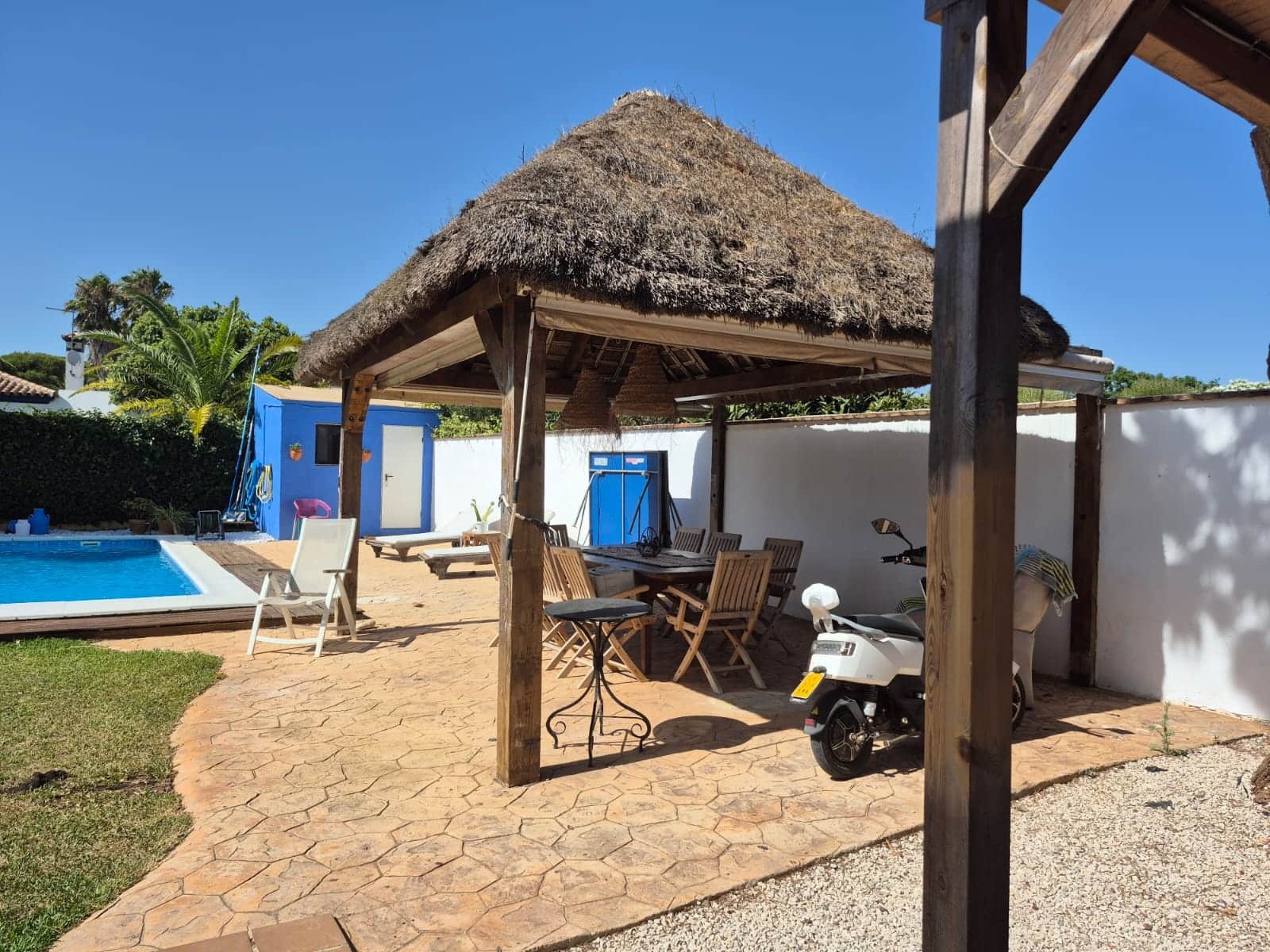 3 sypialnia Willa na sprzedaż w Conil de la Frontera z basenem - 475 000 € (Ref: 9948929)