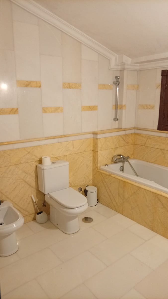 9 soveværelse Villa til salg i La Redondela med garage - € 581.950 (Ref: 9976656)