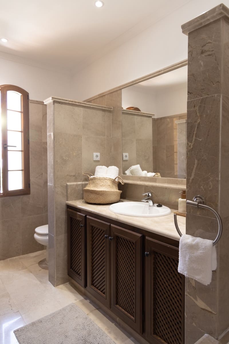 2 sypialnia Dom blizniak do wynajęcia w Atamaria z basenem garażem - 1 950 € (Ref: 9263948)