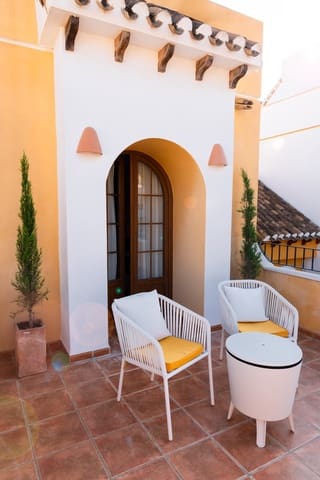 Villa/Maison Semi-Mitoyenne de 2 chambres à louer à Atamaría, Carthagène avec piscine garage - 1 950 € (Ref: 9263948)