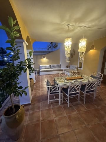 Villa/Maison Semi-Mitoyenne de 2 chambres à louer à Atamaría, Carthagène avec piscine garage - 1 950 € (Ref: 9263948)