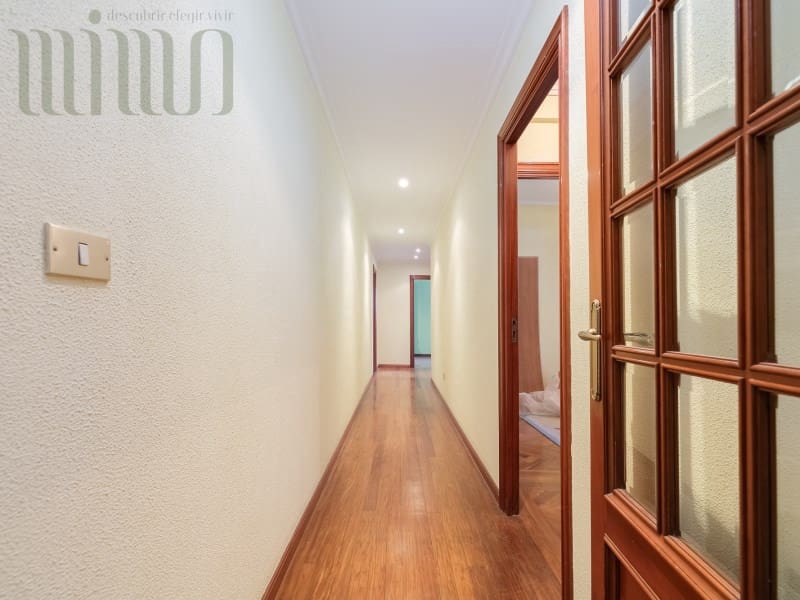 Piso de 5 habitaciones en Vigo en venta con garaje - 399.000 € (Ref: 9276592)