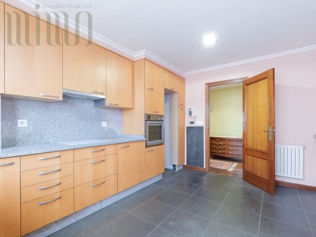 5 soverom Leilighet til salgs i Vigo med garasje - € 399 000 (Ref: 9276592)